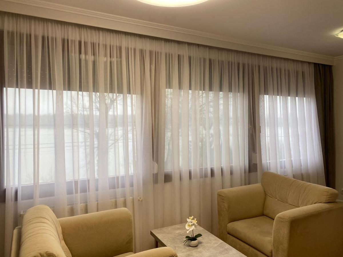 Part Cafe Residence Дунакеси Экстерьер фото